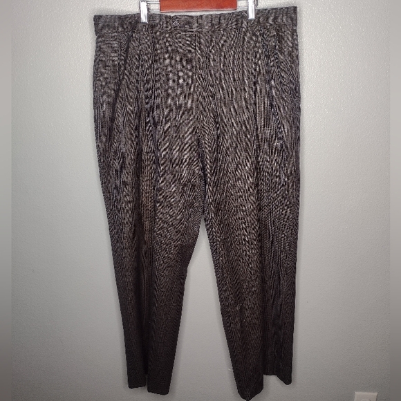 Burberry Other - Vintage Burberrys Mens Plaid Straight Leg Wool Dress Pants A9